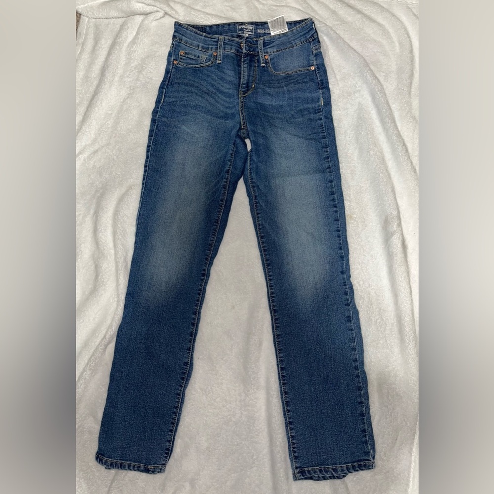 Levi’s Signature Gold Mid Rise Straight, Women’s 25